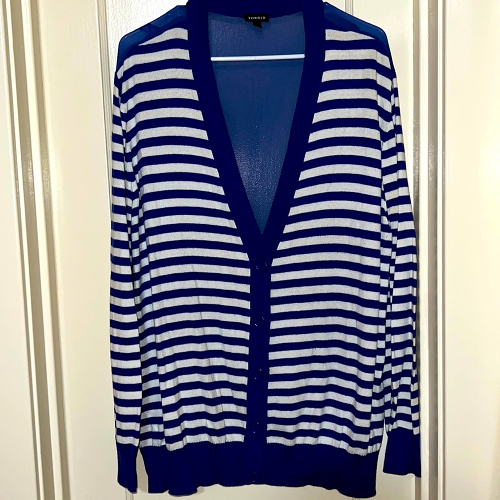 Torrid blue and white button up sweater size 3